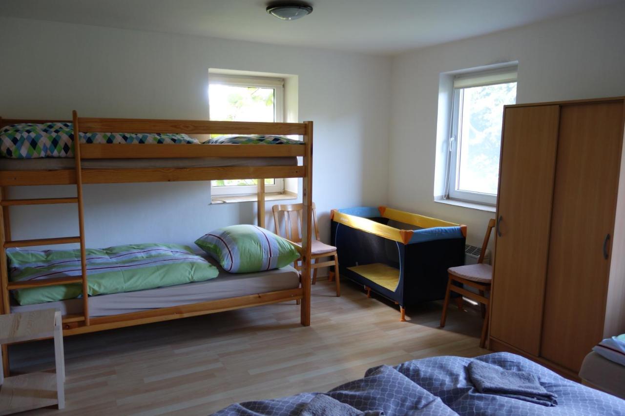 Apartman Hulin, Chrastany - Bily Exterior foto